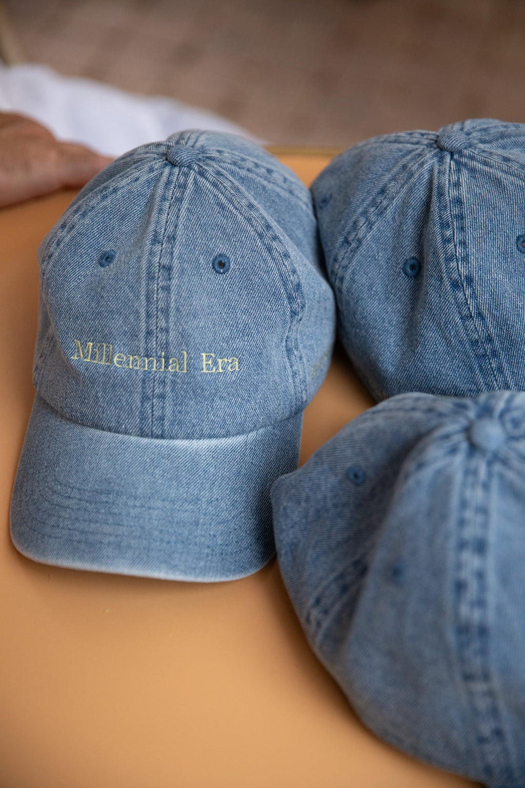 Casquette Jean Premium & Broderie Jaune Beurre – Millennial Era