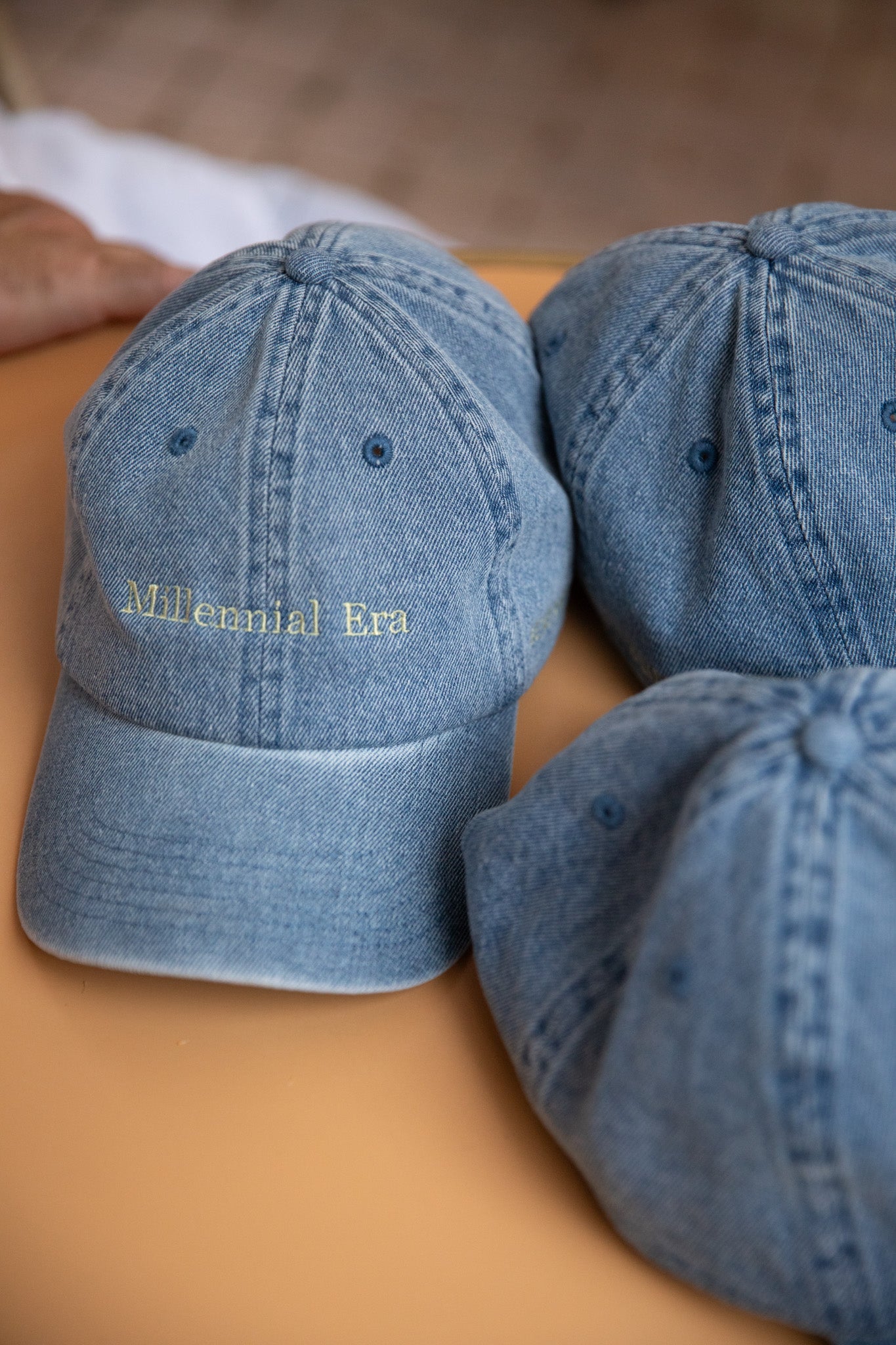 Casquette Jean Premium & Broderie Jaune Beurre – Millennial Era